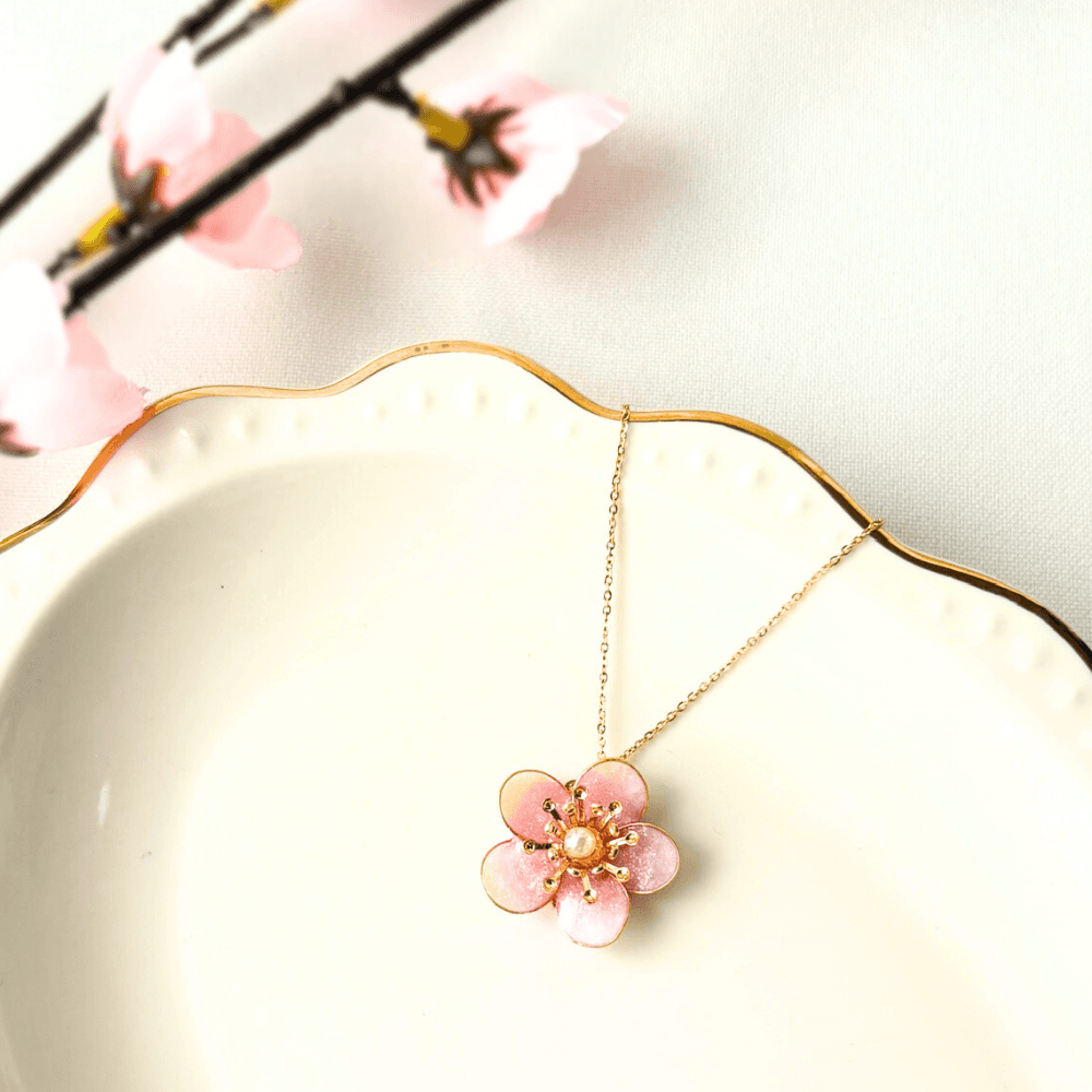 【梅】ネックレス ピンク サージカルステンレス 金属アレルギー対応 受注生産 大人可愛い 透明感 ギフト 春の新作 | 5枚目